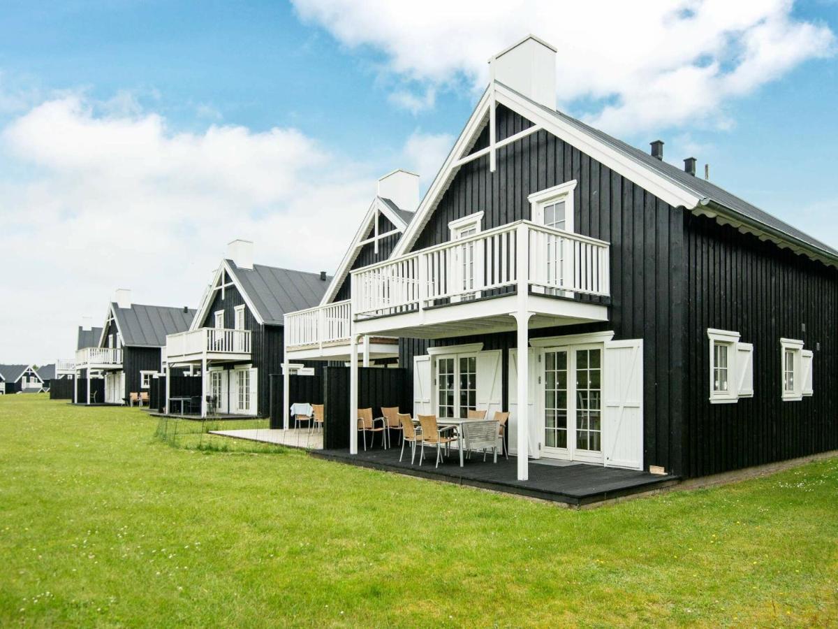 8 Person Holiday Home In Gjern 外观 照片