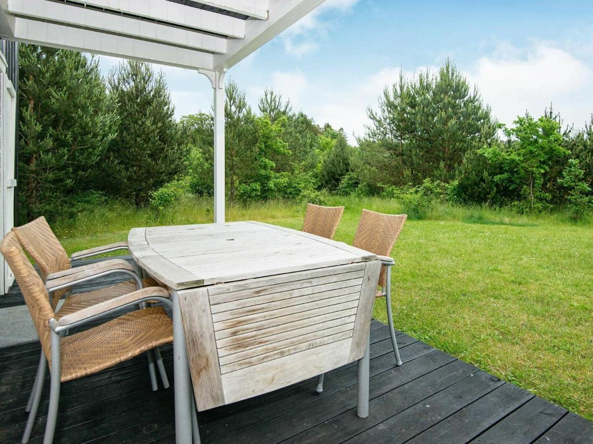 8 Person Holiday Home In Gjern 外观 照片